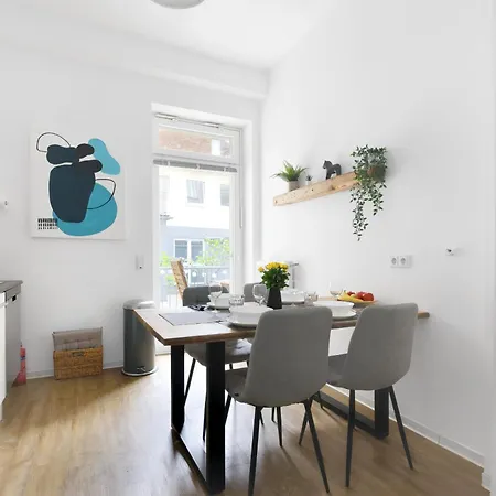 Casa Di Nero Komfort Mit Innenstadtlage Und Balkon Wiesbaden Exterior photo